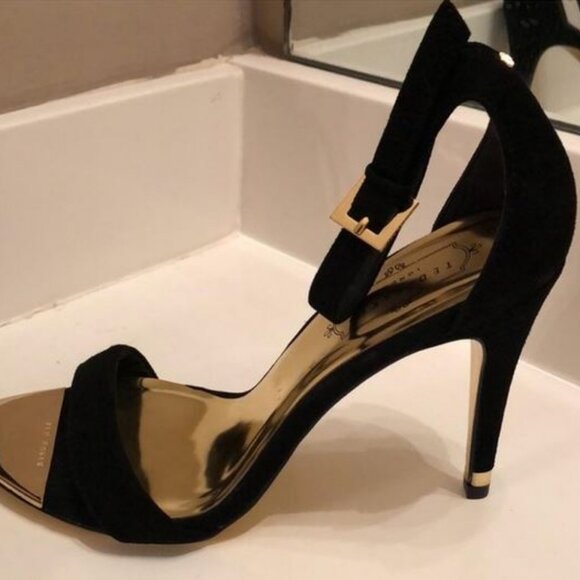 Ted Backer London  Suede Sandal - Picture 2 of 9